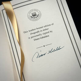 3291 dragonfly in amber gabaldon author signature