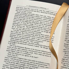 3815033 the left hand of darkness le guin satin ribbon3