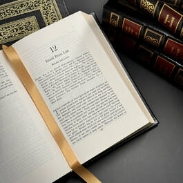 0161 winston churchill the second world  satin ribbon3