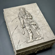 3947 gilgmesh stephen mitchell chest cover