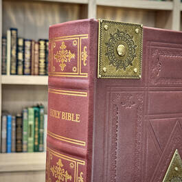 3962 the king james bible hubbed spine1