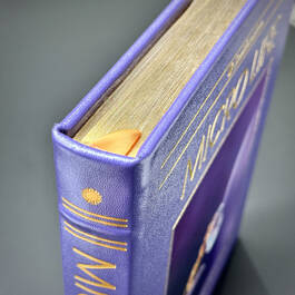 3924 micro life smithsonian gilded pages
