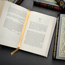 0161 winston churchill the second world  satin ribbon2