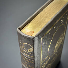 3815042 the mote in god's eye larry niven gilded pages