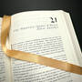 Diana Gabaldon: Outlander, A Signed Edition, 3331 outlander satin ribbon3