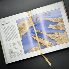 3990 medieval warfare illustrated atlas matthew bennett  satin ribbon1