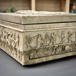 3947 gilgmesh stephen mitchell chest1